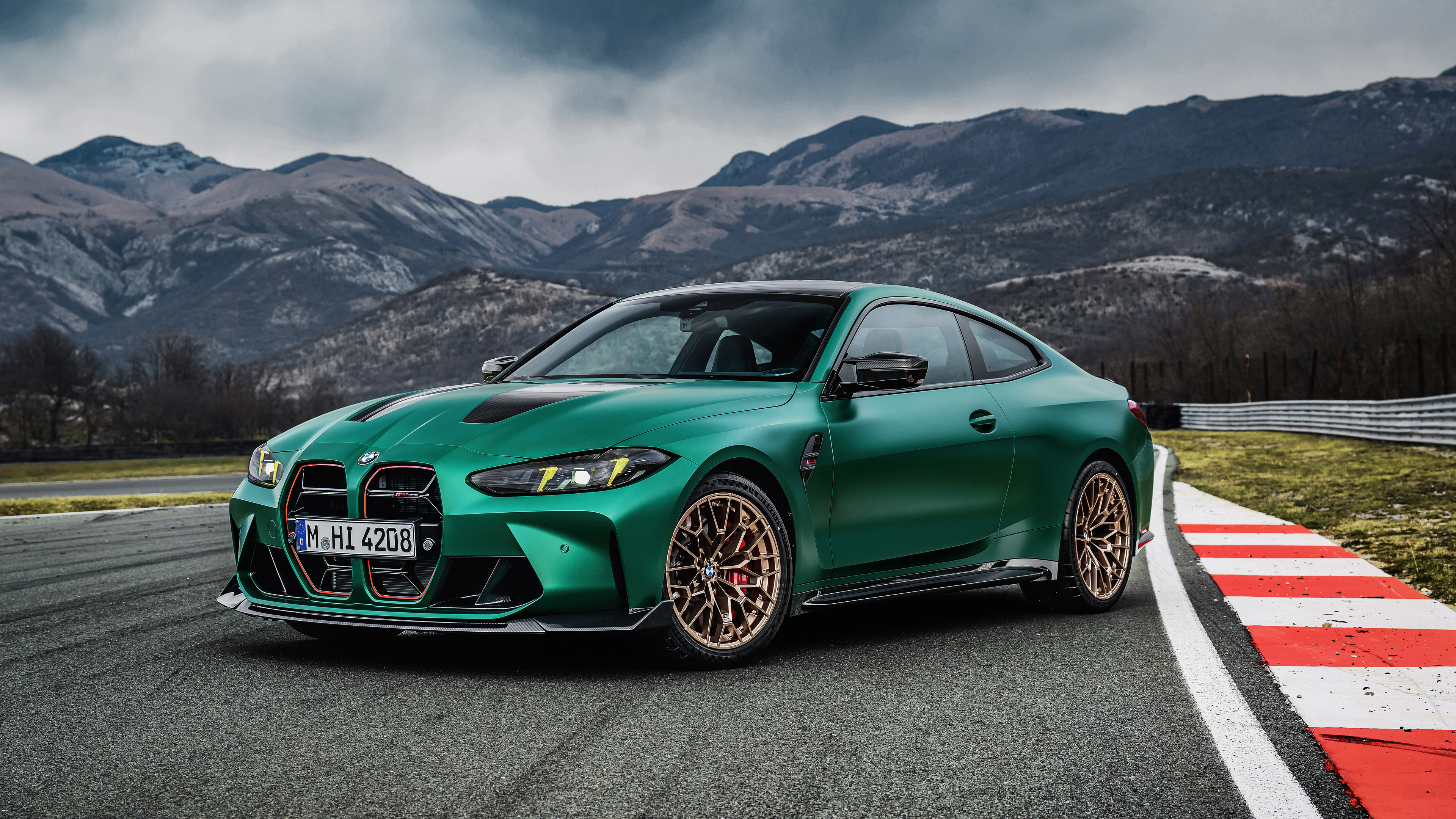2025-BMW-M4-CS-001-2160.jpg
