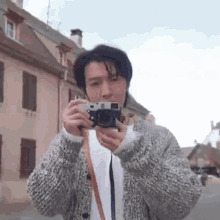 donghae-lee-donghae.gif