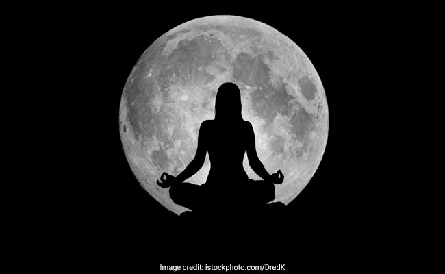 jqp58vo8_lunar-eclipse-guru-purnima_625x300_15_July_19.jpg