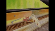 tom-and-jerry-piano.gif