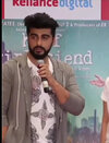 arjun-kapoor-meme-template-v0-m6u832mcdthf1.jpg