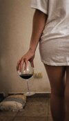 wine_girl.jpg