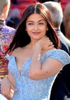 Aishwarya_Rai_Cannes_2017.jpg Aishwarya_Rai_Cannes_2017.jpg